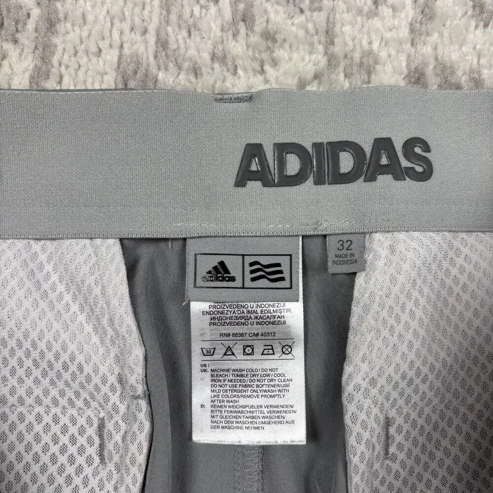 Adidas Golf Shorts Mens Gray Stretch Performance Flat Front 11 Inseam Size 32